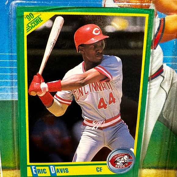 Vtg 1990 MLB MVP Eric Davis Major League Collectors Score Card & Pin Series - Picture 4 of 6